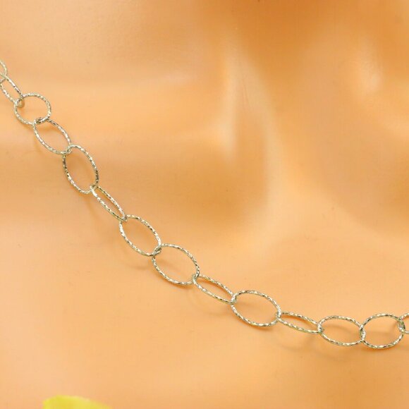 Minimalist Necklace, Sleek & Modern Design, Women’s Fashion, YC110408-N - Picture 5 of 10